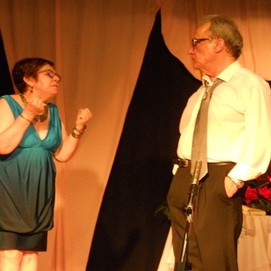 BURBALL 2022: Grup de Teatre BALLARUGUES presenta “ABANS DE FER RES MIRA QUI ÉS!“